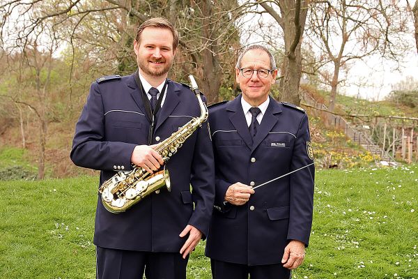 Vizedirigent Matthias Klingler und Dirigent Wolfgang Rothenheber