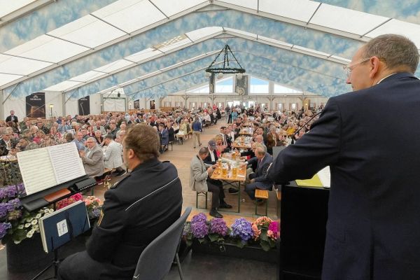 Traditionelle Eröffnung des Mannheimer Maimarktes – mit Musik und prominenten Gästen!