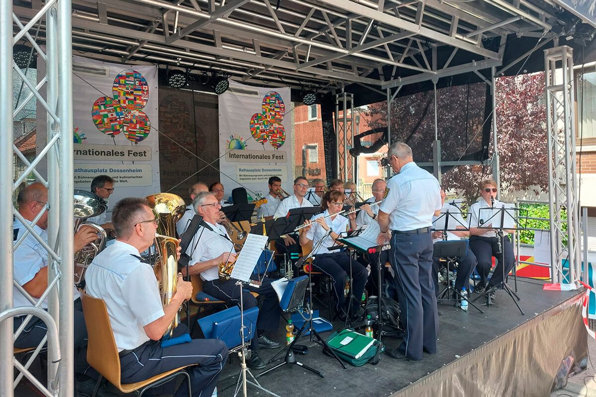 Internationaler Frühschoppen mit dem Polizeiorchester Mannheim