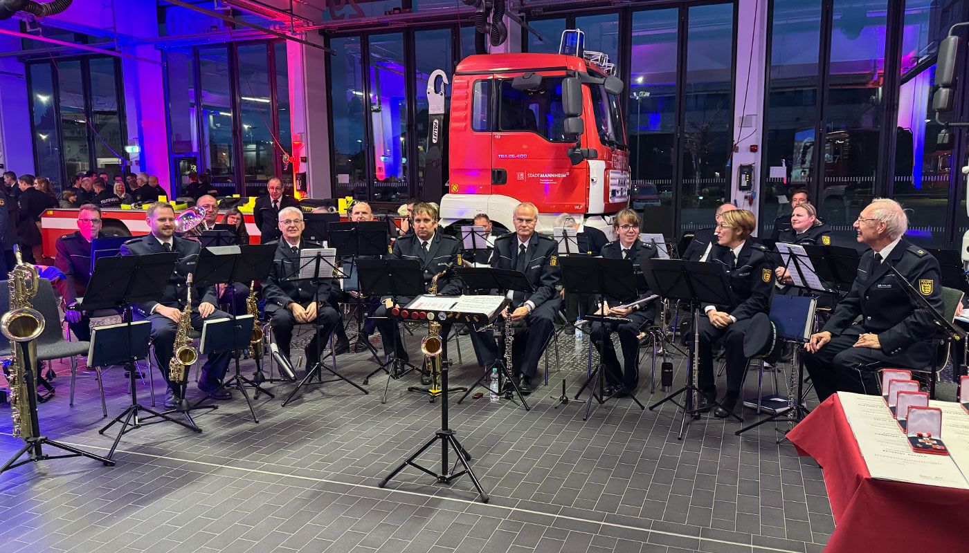 Jubilarehrung der Feuerwehr Mannheim mit musikalischer Umrahmung des Polizeiorchesters