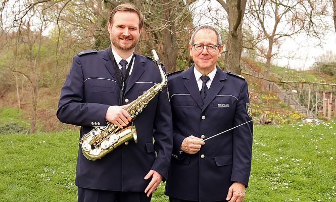 Vizedirigent Matthias Klingler und Dirigent Wolfgang Rothenheber
