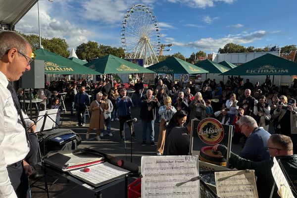 O'zapft is - Rummel und Bieranstich auf der Oktobermess Mannheim