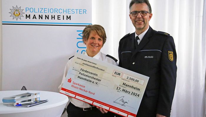 Großzügige Spende der Sparkasse Rhein Neckar Nord