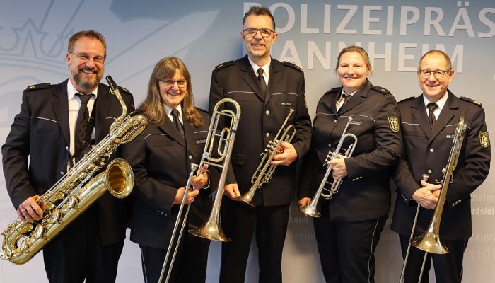 Musikalische Umrahmung durch das Bläserensemble