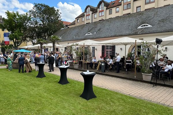 Mannheimer Salon Diplomatique feiert französischen Nationalfeiertag