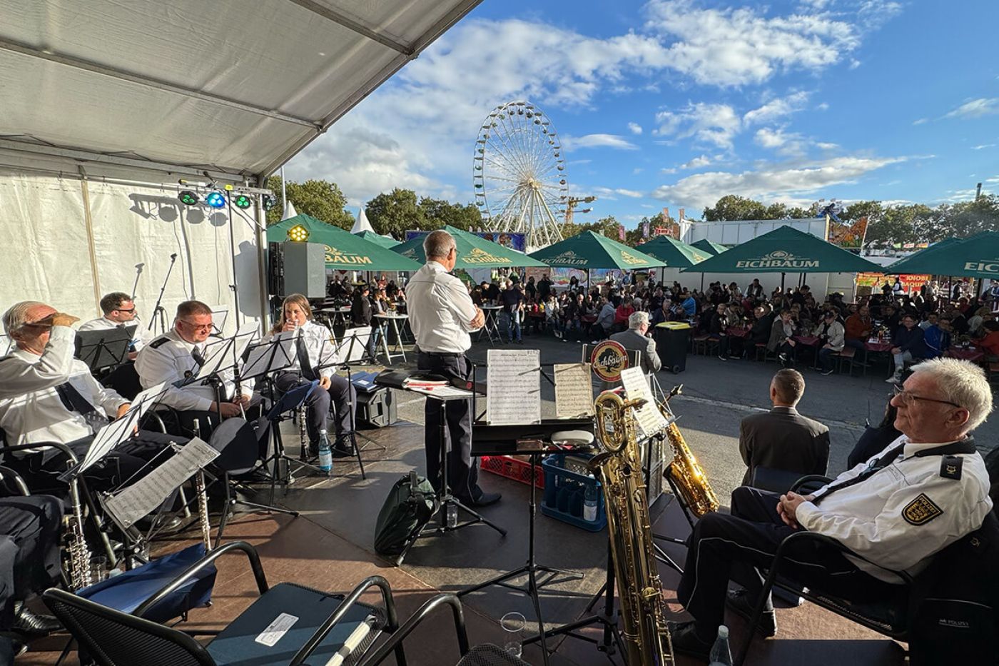 O'zapft is - Rummel und Bieranstich auf der Oktobermess Mannheim